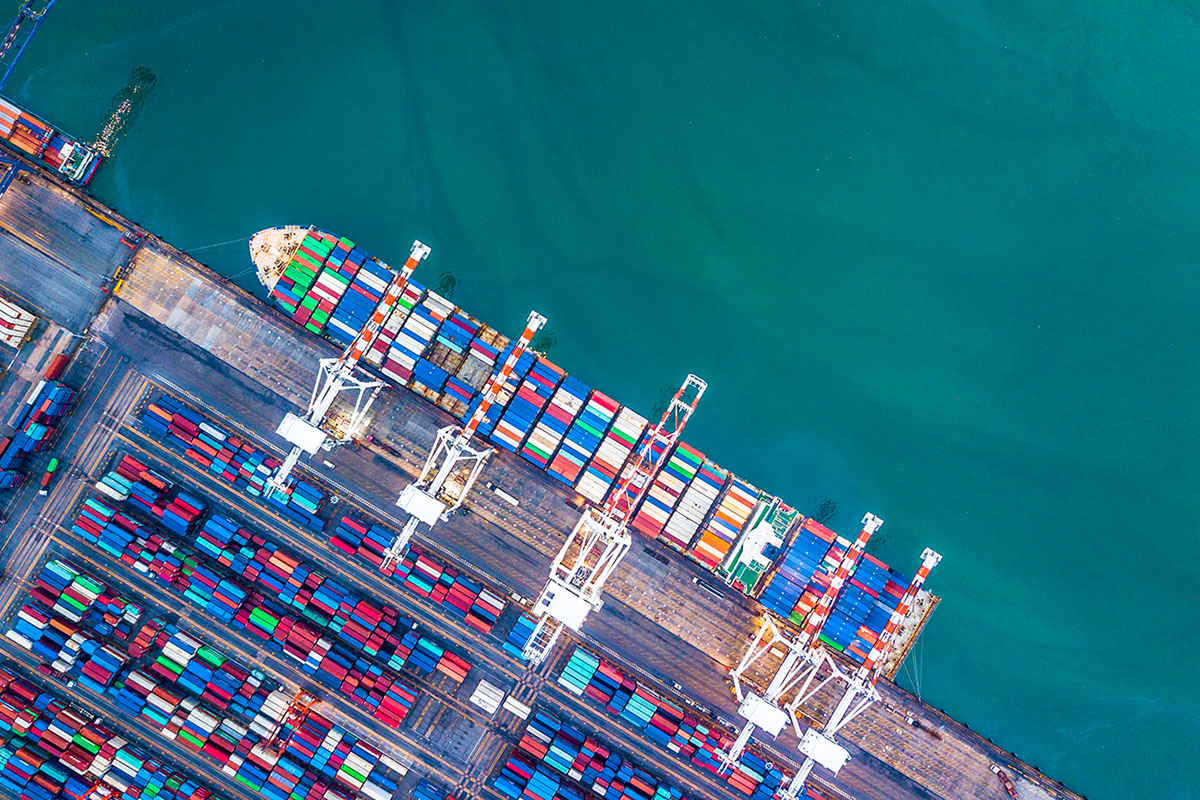 How to send and receive parcels from Kenya to France